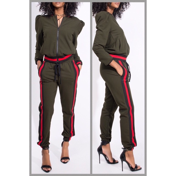 Striped Tracksuit w/ Puff Sleeve - Track pants - Picture 2 of 5